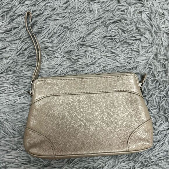 SafeKeeper Grey Wristlet - Picture 1 of 9